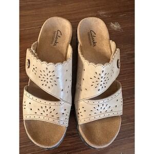CLARKS Lexi Amber Sandals Size 7 Shoes Adjustable Straps Comfortable.